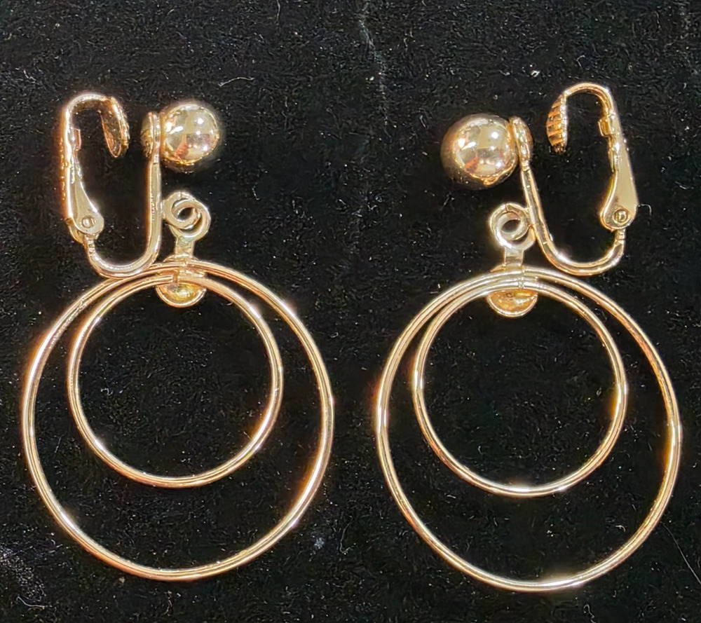 Bergere Vintage Clip On Gold Toned Dual Circle Dangle Earrings, 1" x 1.5"